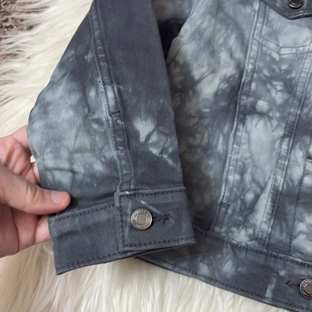 NWT Lands End Girls Youth Long Sleeve Button Up Tie Dye Denim Jacket Size XS 4-5